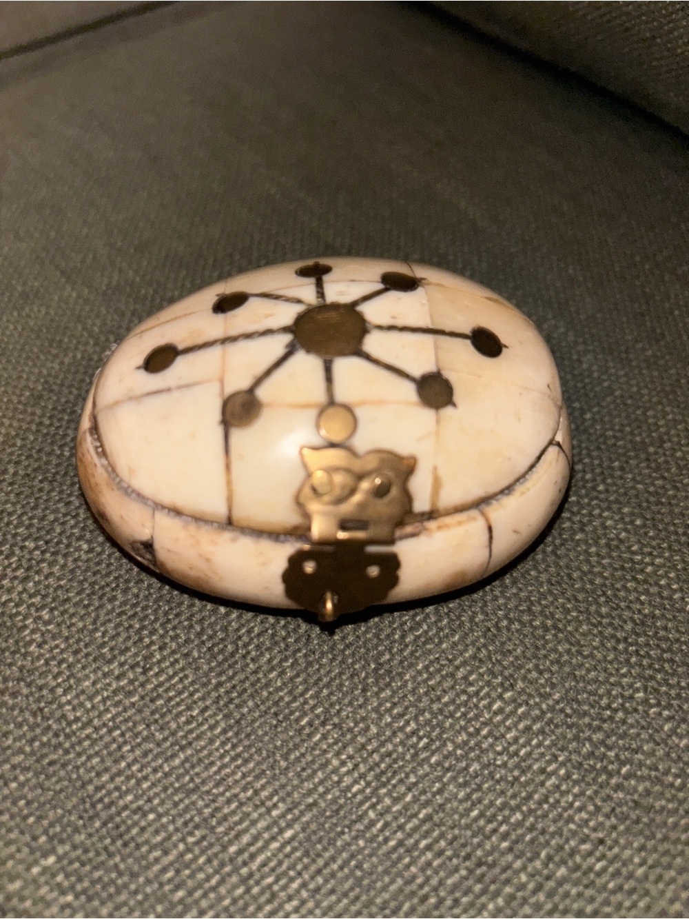 vintage Indian trinket box handcrafted from Camel Bone with inlaid details